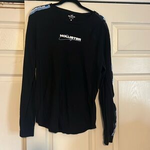 Hollister long sleeve black T-shirt